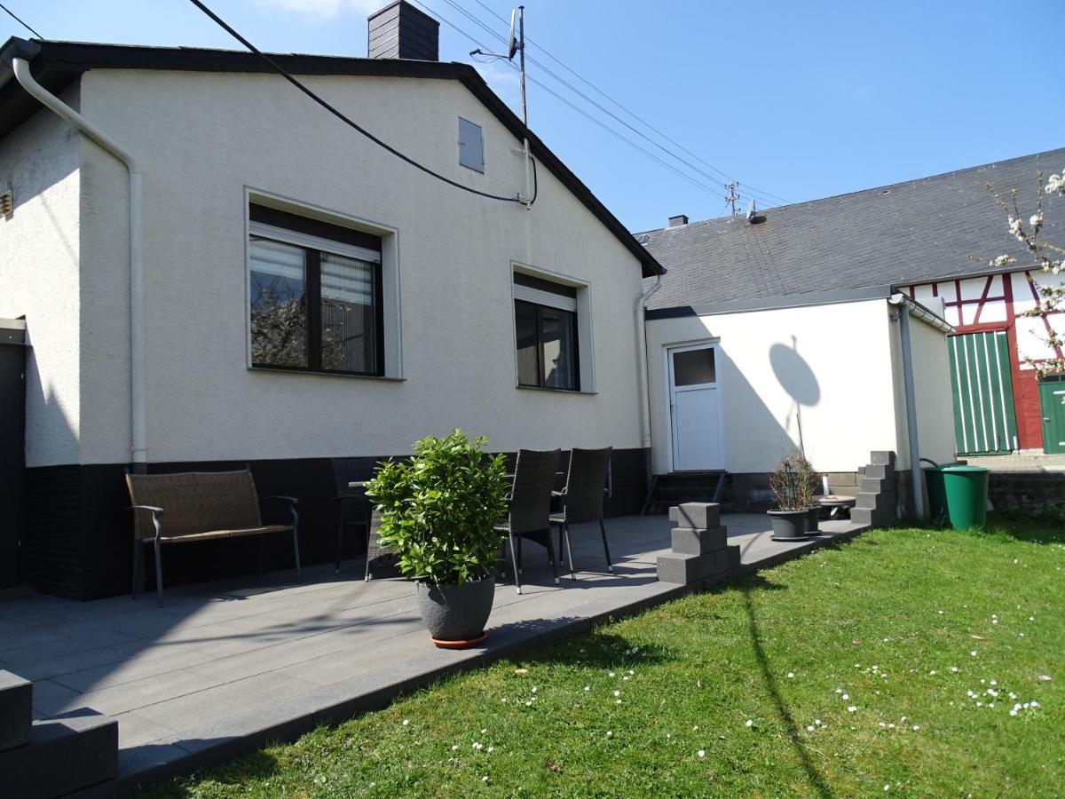 Ferienhaus Leo Blankenrath Esterno foto